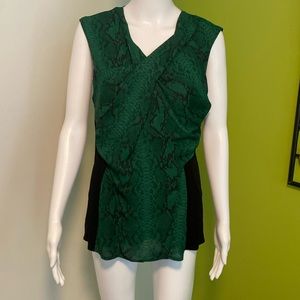 Vince Camuto green & black snake print top.  Size L